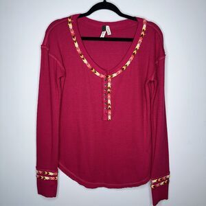We The Free Women’s Rainbow Thermal Henley Pink Size Small